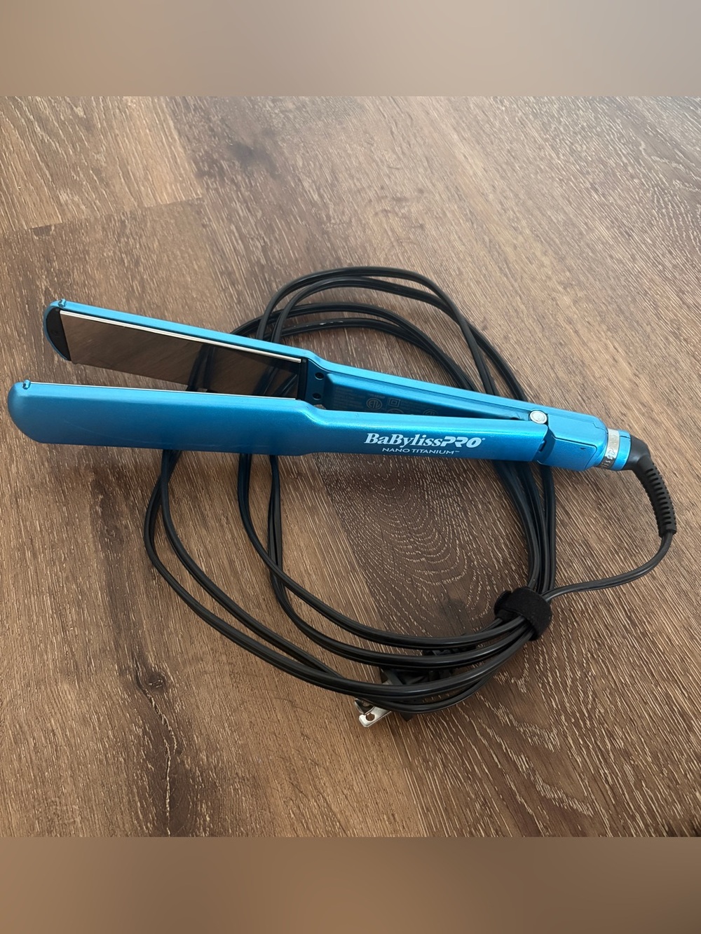 BaByliss Metallic Teal Blue Nano Titanium Flat Iron